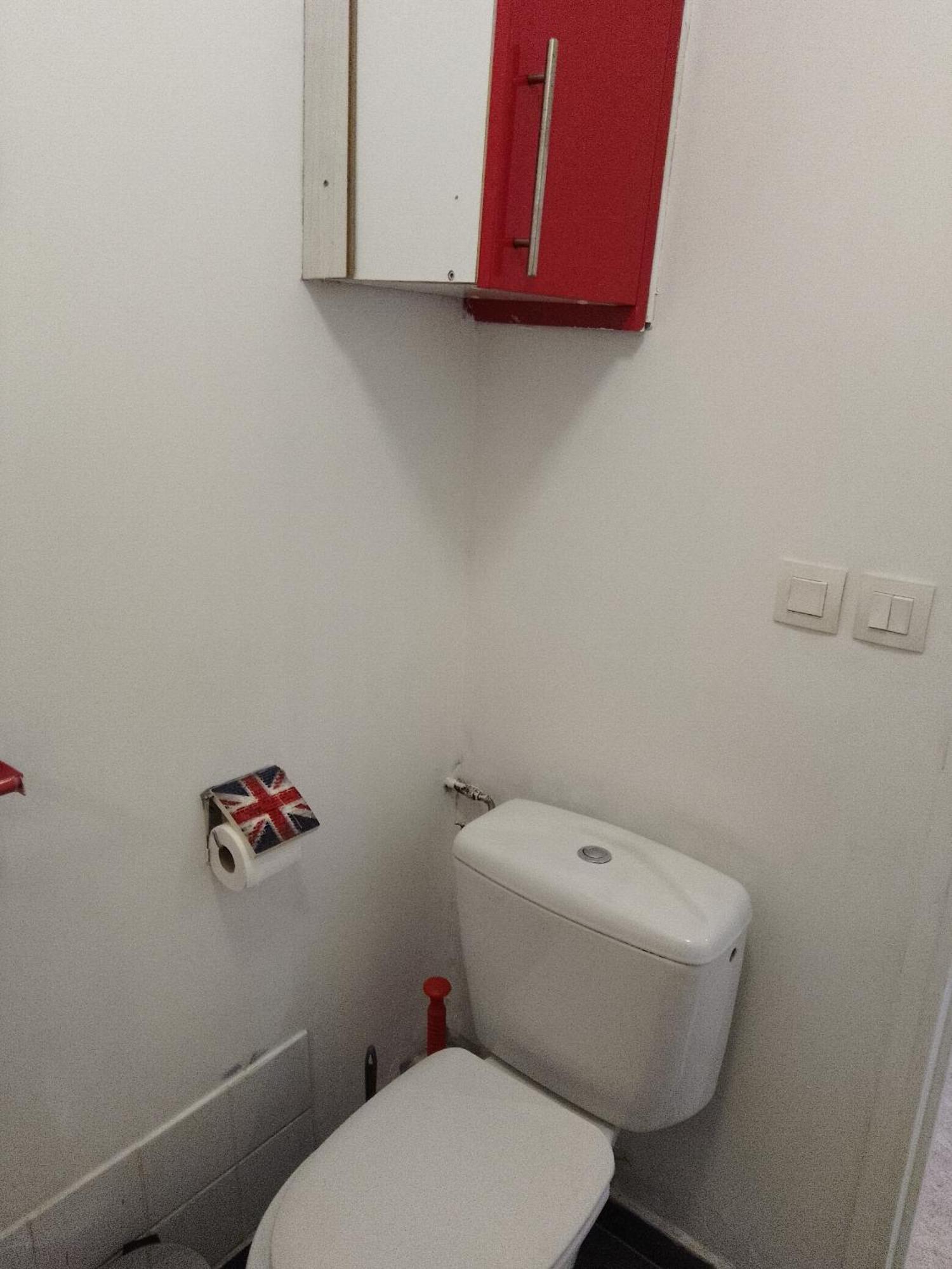 Guesthouse Familial Pour 2,3,4 Personnes De 44M2- Accessible Handic -Rez De Chaussee-Vues Sur Rue Et Patio Prive - Sejour, Chambre Separee-Cuisine,Salle De Bain,Lit Double Et Canape-Lit 2Pers-Entree De La Rue Berzelius-5 Minutes Du Metro Brochant-Lig Paris Exteriör bild